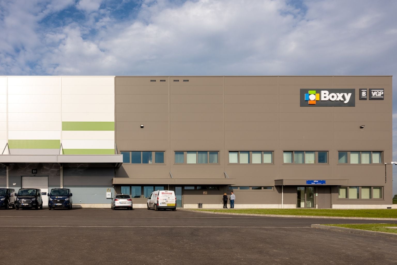 Boxy raktárépület